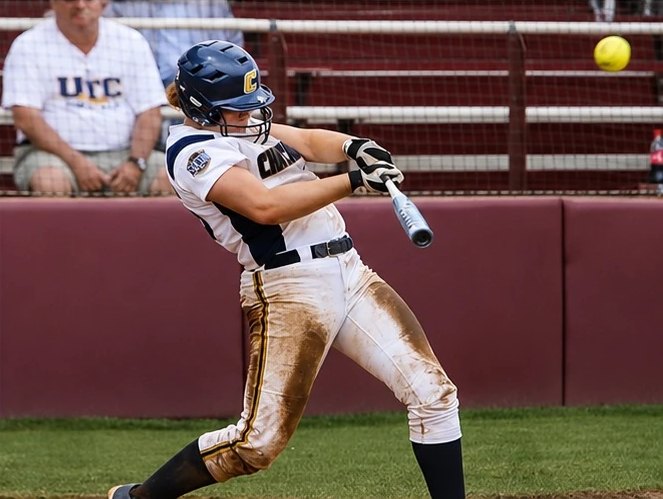 Michelle LaCourse batting at UTC